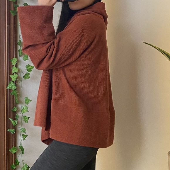 RARE Lululemon Retreat Yourself Pullover - Picture 6 of 8